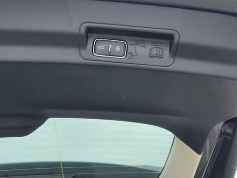 New 2025 Ford Explorer Active w/ Active Comfort Package image 11