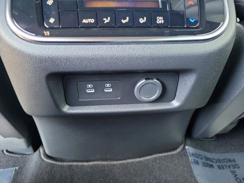 New 2025 Nissan Armada SL w/ Captain's Chari Seat Package image 17