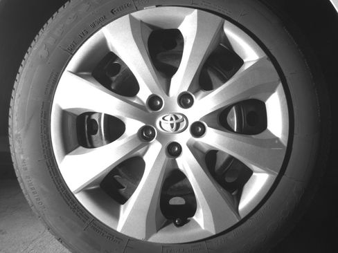 Used 2025 Toyota Corolla LE FWD image 15