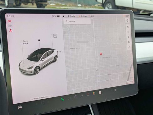 Used 2019 Tesla Model 3 Standard Range image 27