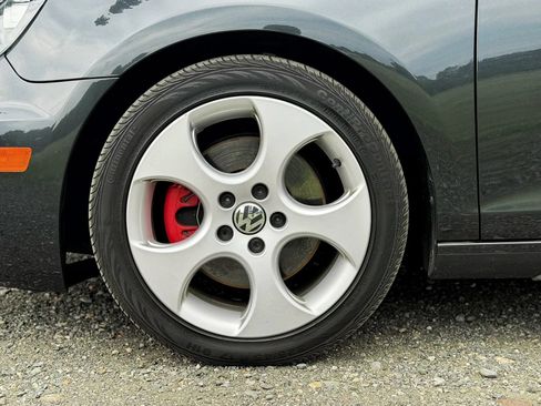Used 2010 Volkswagen GTI 2-Door FWD image 21