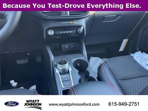 New 2026 Ford Escape ST-Line w/ Tech Pack #1 image 17
