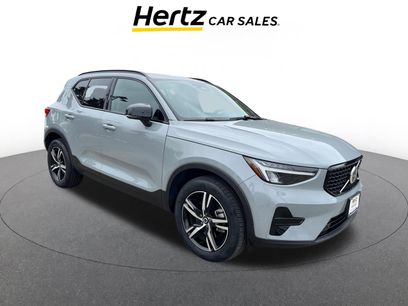 Used 2024 Volvo XC40 B5 Core