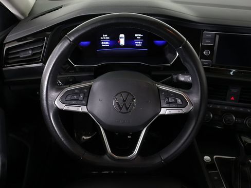 Used 2024 Volkswagen Jetta SE FWD image 37