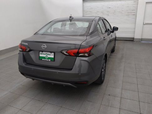 Used 2025 Nissan Versa SV FWD image 9