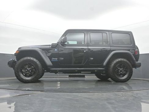 Used 2024 Jeep Wrangler Unlimited AWD/4WD image 45