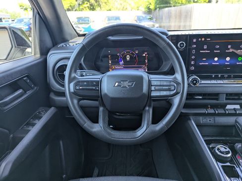 Used 2023 Chevrolet Colorado Trail Boss w/ Technology Package AWD/4WD image 16