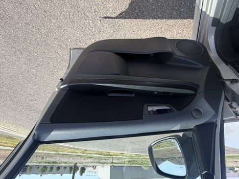 Used 2009 Suzuki SX4 Sport FWD image 15