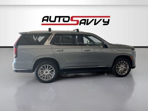 Used 2023 Cadillac Escalade Premium Luxury AWD/4WD image 8