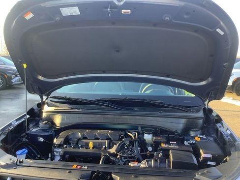 Certified 2026 Hyundai Venue SEL image 12