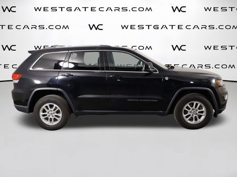 Used 2020 Jeep Grand Cherokee Laredo AWD/4WD image 46
