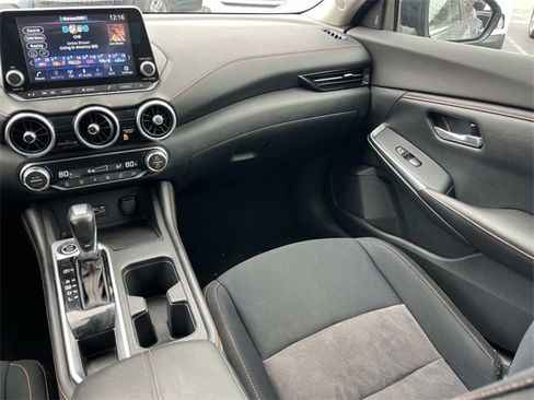 Used 2022 Nissan Sentra SR w/ Lighting Package image 13