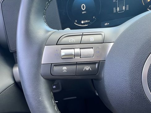 Used 2026 Hyundai Kona Limited AWD/4WD image 25