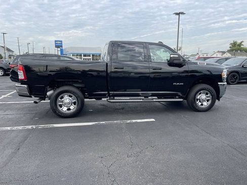 Used 2024 RAM 2500 Big Horn w/ Bed Utility Group image 9