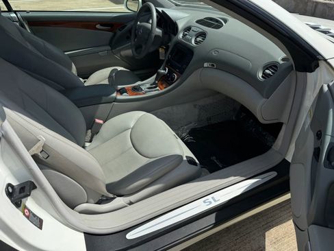 Used 2006 Mercedes-Benz SL 500 image 14