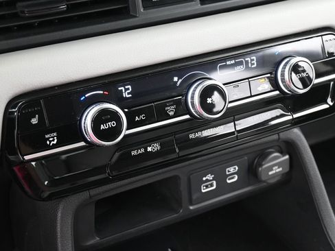 Used 2024 Honda Pilot EX-L image 26