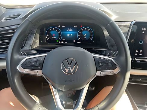 Used 2024 Volkswagen Atlas Cross Sport SEL Premium R-Line AWD/4WD image 23
