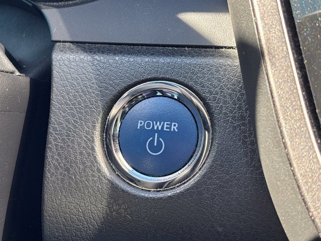 Used 2021 Toyota Camry SE w/ Audio Upgrade Package FWD image 20