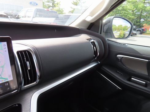 New 2025 Ford Expedition Platinum w/ Driver's Package image 13