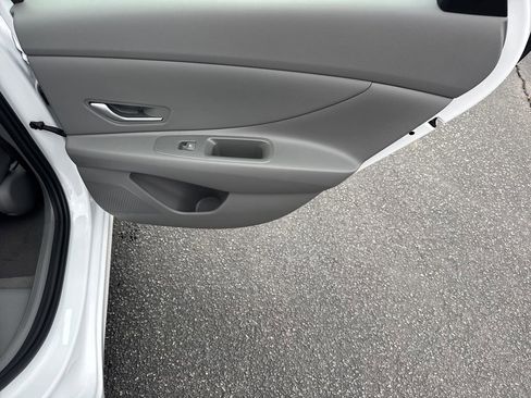 New 2026 Hyundai Elantra Sport image 16