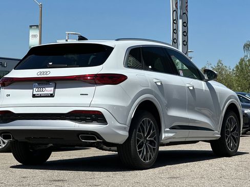 New 2025 Audi Q5 2.0T Premium Plus w/ Premium Plus image 4