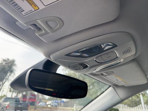 Used 2018 Jeep Compass Limited w/ Navigation Group image 25