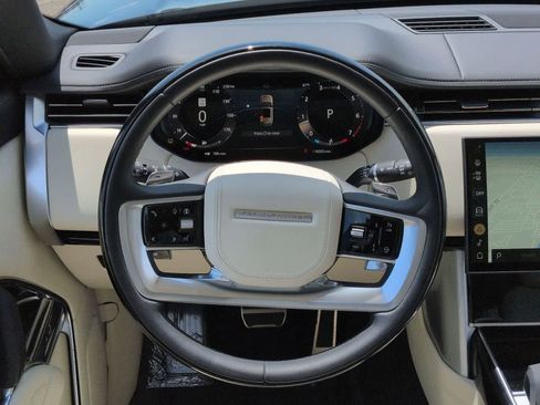Used 2025 Land Rover Range Rover SE AWD/4WD image 23