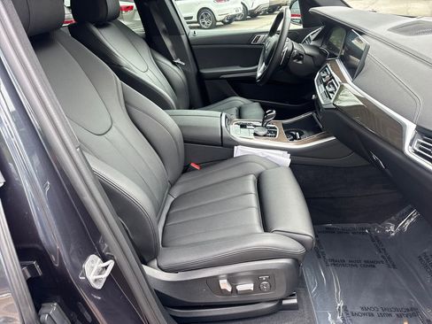 Used 2022 BMW X5 sDrive40i w/ Premium Package RWD image 13