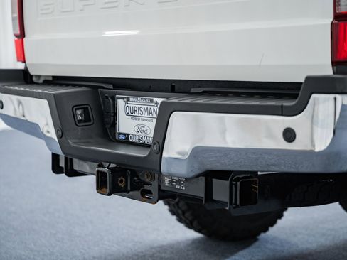 Used 2022 Ford F350 Lariat w/ Chrome Package image 23