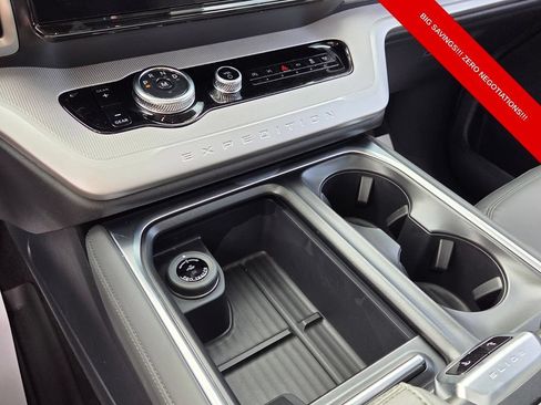 New 2026 Ford Expedition Active RWD image 20