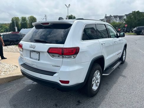 Used 2020 Jeep Grand Cherokee Laredo AWD/4WD image 6