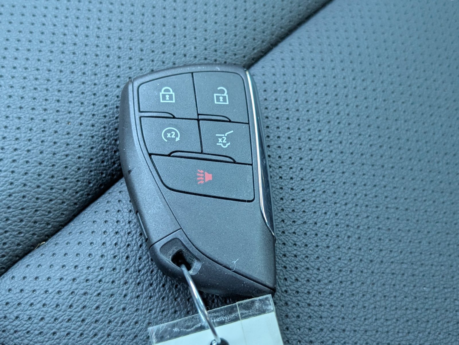Used 2024 Chevrolet Traverse Z71 w/ LPO, Floor Liner Package AWD/4WD image 21