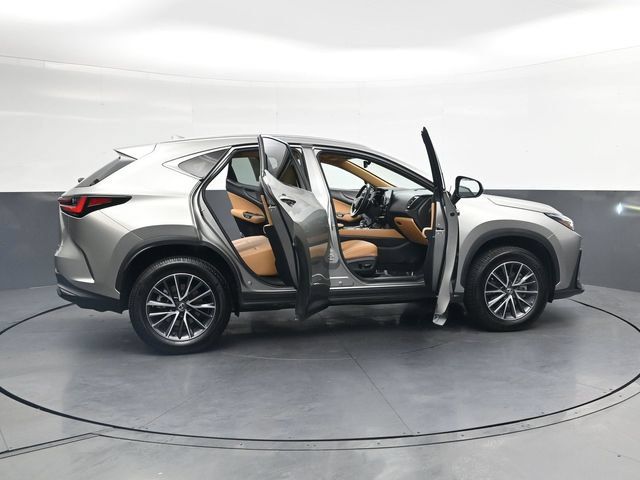 Used 2025 Lexus NX 350 AWD w/ Accessory Package (2T) image 41