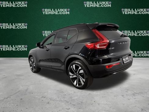 Used 2025 Volvo XC40 B5 Plus AWD/4WD image 8