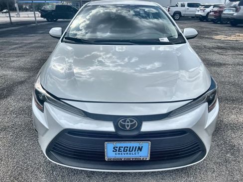 Used 2025 Toyota Corolla LE FWD image 29