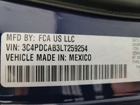 Used 2020 Dodge Journey SE image 33