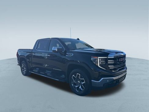 Used 2023 GMC Sierra 1500 SLT w/ SLT Premium Plus Package image 9