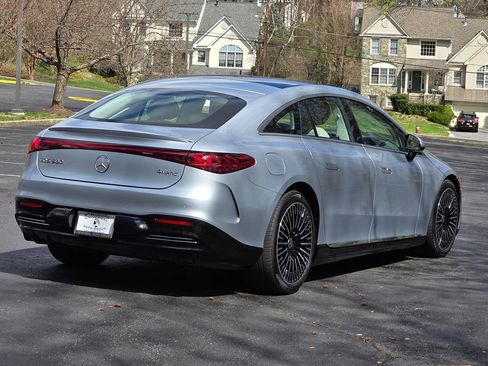 Used 2023 Mercedes-Benz EQS 580 4MATIC Sedan image 6