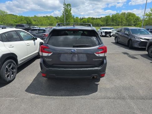 Used 2020 Subaru Forester Premium AWD/4WD image 8
