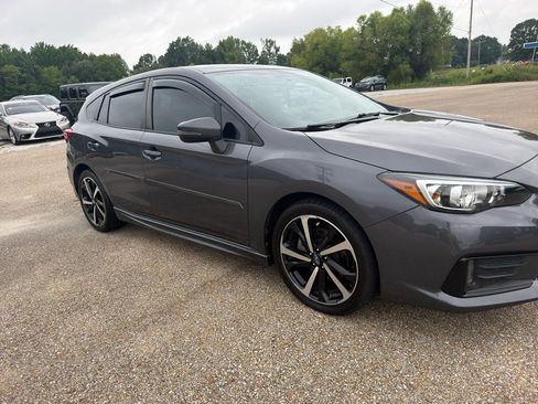 Used 2022 Subaru Impreza 2.0i Sport AWD/4WD image 3