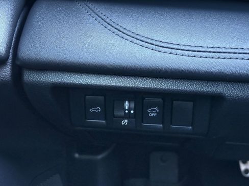 Used 2022 Subaru Outback Wilderness image 17