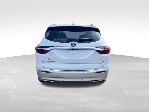 Used 2020 Buick Enclave Premium w/ Surround and Sites Package image 4