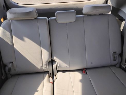 Used 2017 Toyota Sienna XLE AWD/4WD image 11