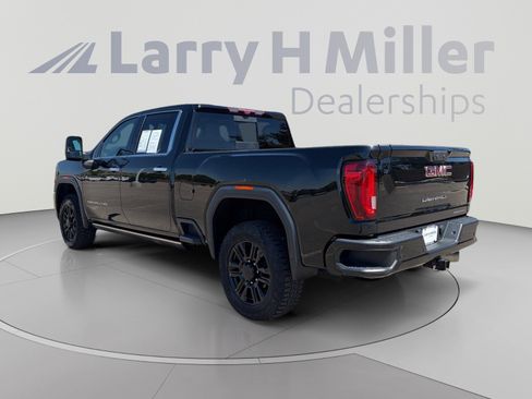 Used 2021 GMC Sierra 2500 Denali w/ Denali Black Diamond Edition AWD/4WD image 4