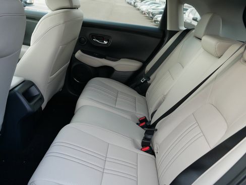 New 2026 Honda HR-V EX-L image 7