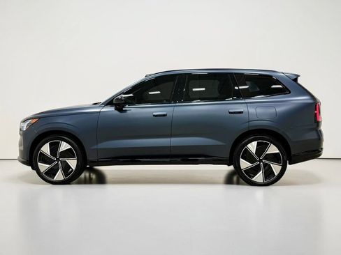 Used 2025 Volvo EX90 Ultra AWD/4WD image 20