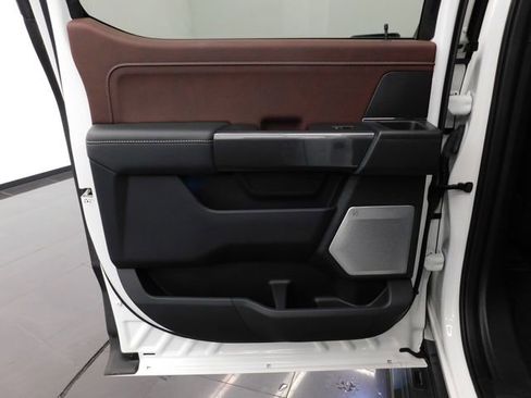 Used 2022 Ford F150 Lariat w/ Equipment Group 502A High image 17