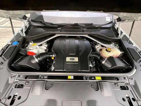 Used 2023 Land Rover Range Rover Autobiography AWD/4WD image 12