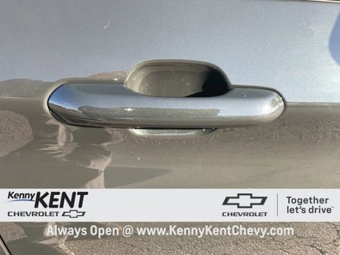 Used 2022 Ford Explorer XLT w/ Class IV Trailer Tow Package image 17