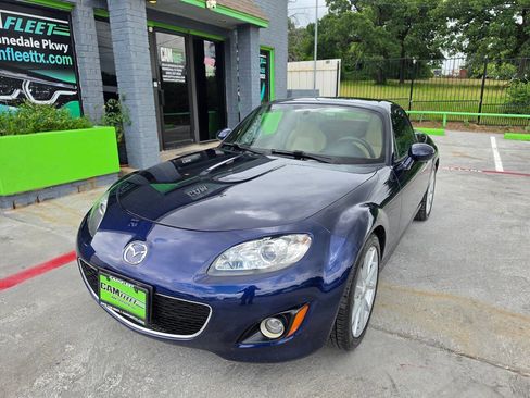 Used 2011 MAZDA MX-5 Miata Grand Touring w/ Premium Pkg RWD image 3